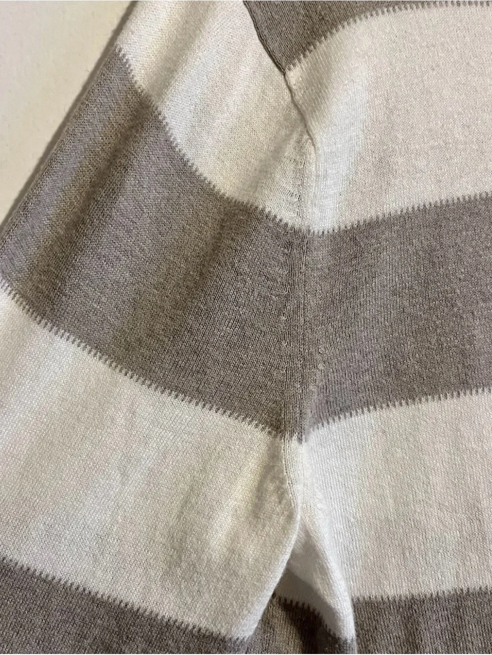 Banana Republic Men’s M Cotton Cashmere Sweater Neutral Unisex Beachy EUC